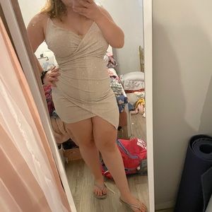 Windsor mini glitter dress size: Large